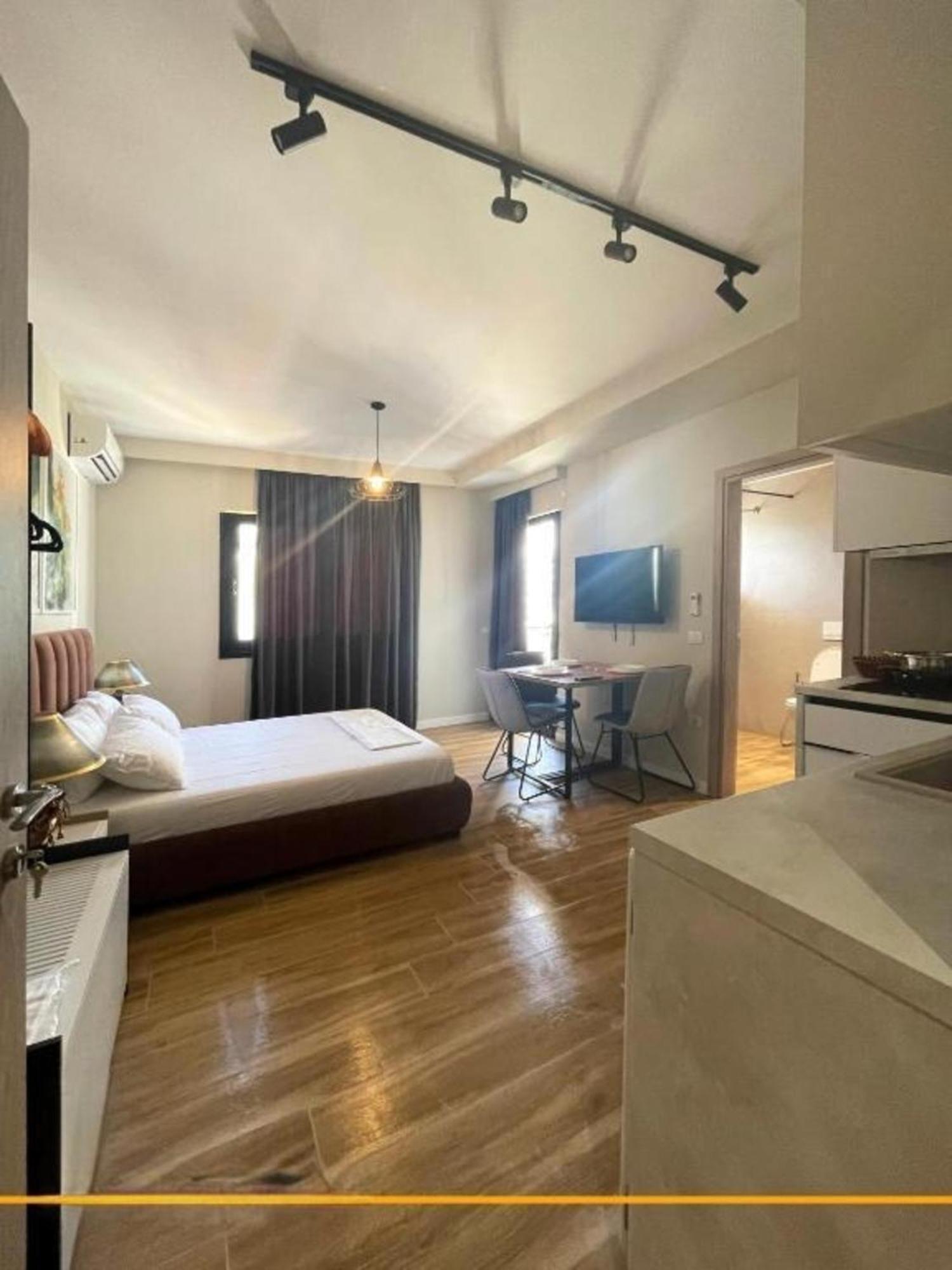 Flori Apartments Sarandë Buitenkant foto